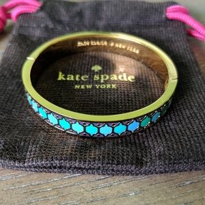♠️ Kate Spade ♠️ | ⚜️Gold tone bangle bracelet⚜️